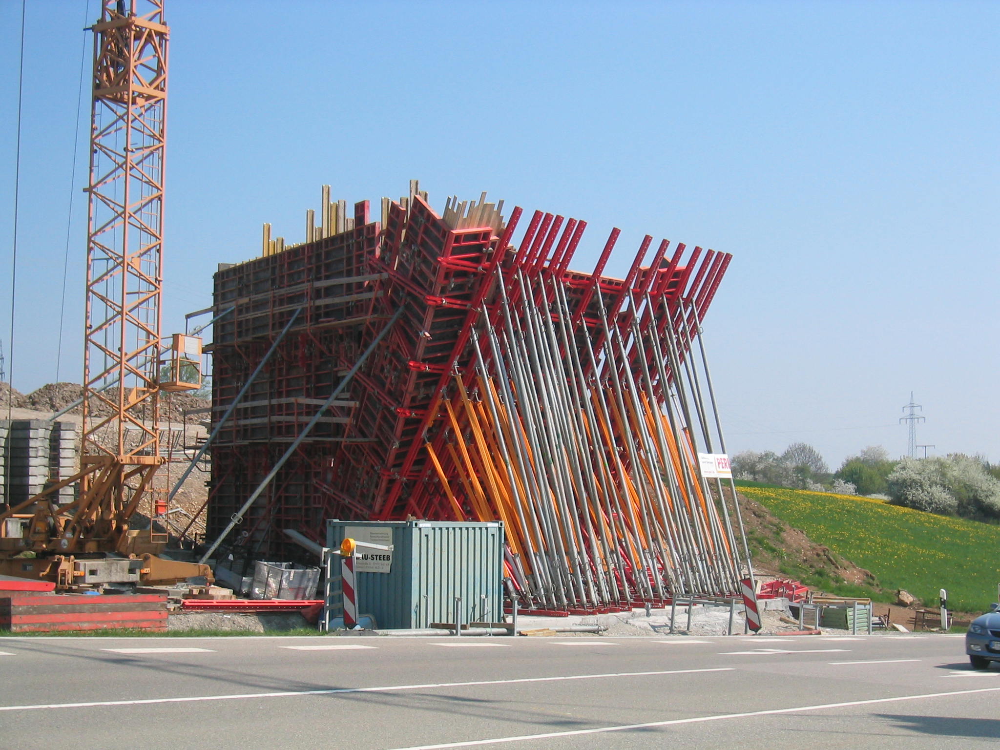 Grünmettstetten über Die B28 - Bau Steeb